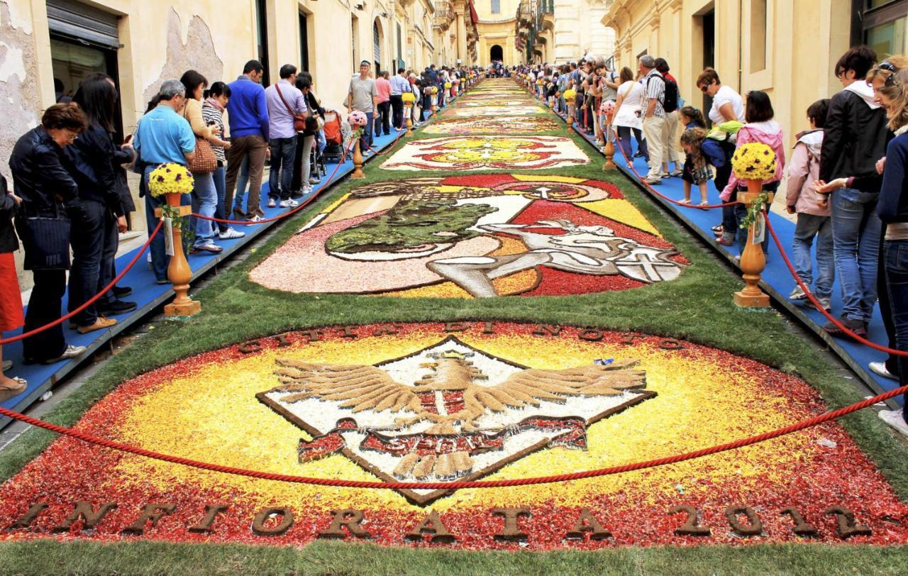 Quattroquarti Stradivari Home Noto Zewnętrze zdjęcie